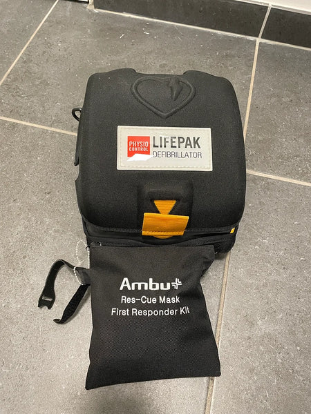 Defibrillateur-Physio-Control-Lifepak-CR+-avec-instructions-de-reanimation-et-electrodes.jpg