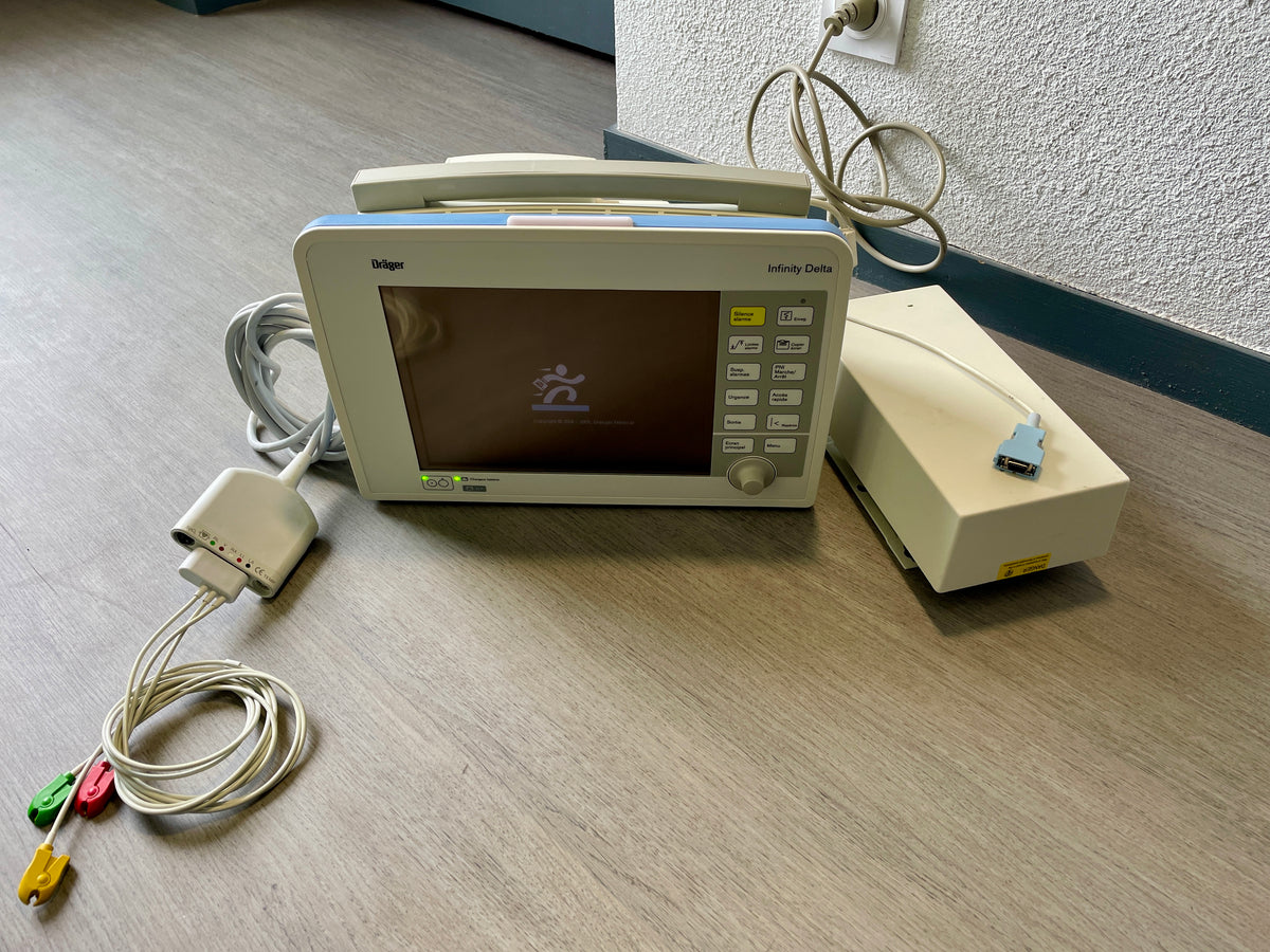 Draeger-Infinity-Delta-avec-station-d-accueil–Moniteur-patient.jpg