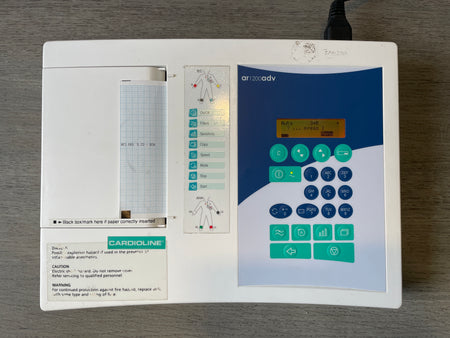 Cardioline-AR1200-ADV-appareil-ECG-portable-avec-ecran-LCD.jpg